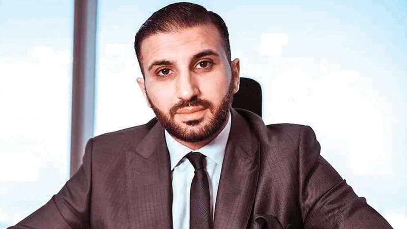 Aschraf Mahmud: Emarat Al Youm Feature